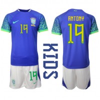 Brasilien Antony #19 Bortaställ Barn VM 2022 Korta ärmar (+ Korta byxor)